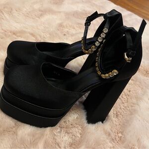 Black Platform Mary Jane’s